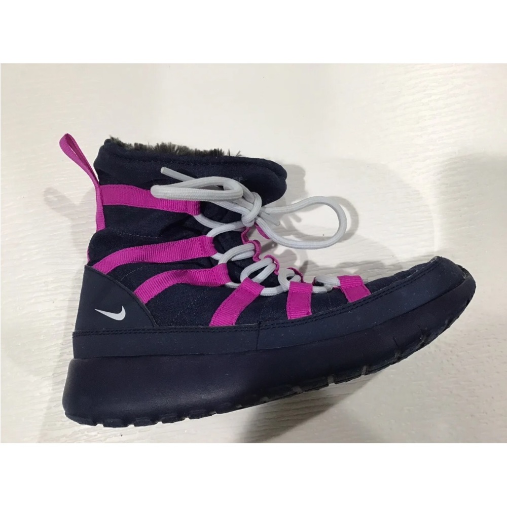 Nike women’s